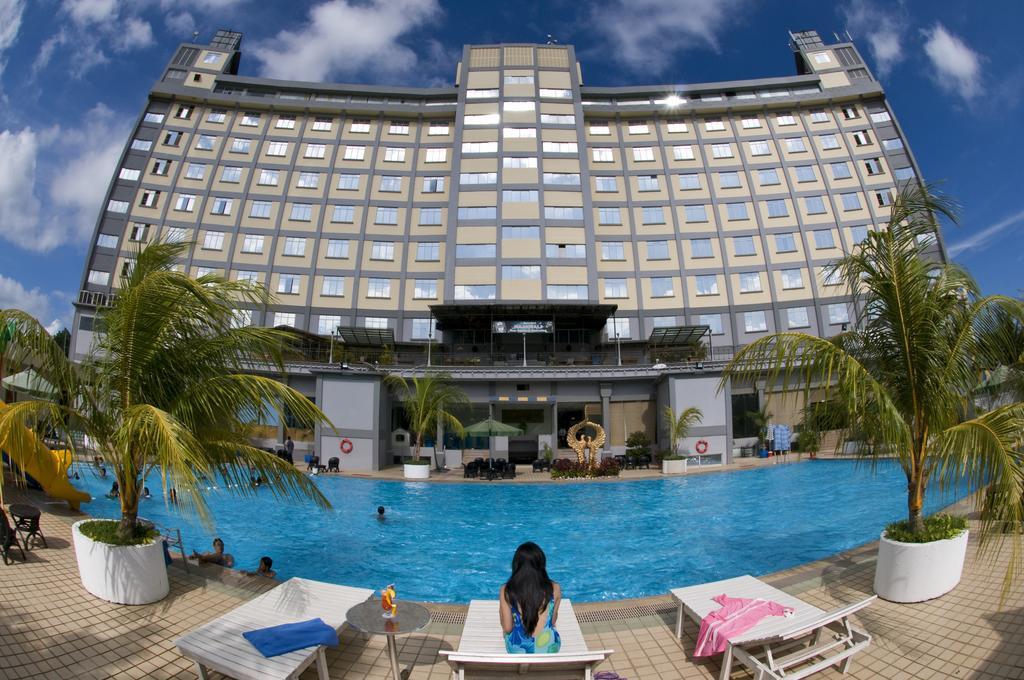 Golden View Hotel Наґойя Екстер'єр фото